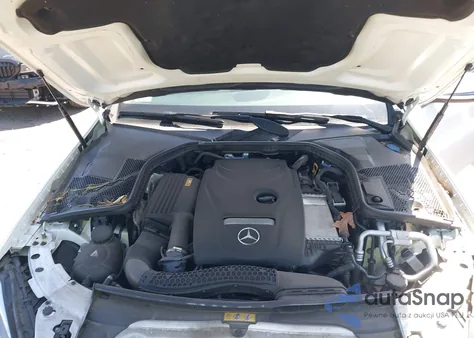 2018 Mercedes-Benz C 300 4Matic из США, поврежденный, VIN 55SWF4KB7JU235656